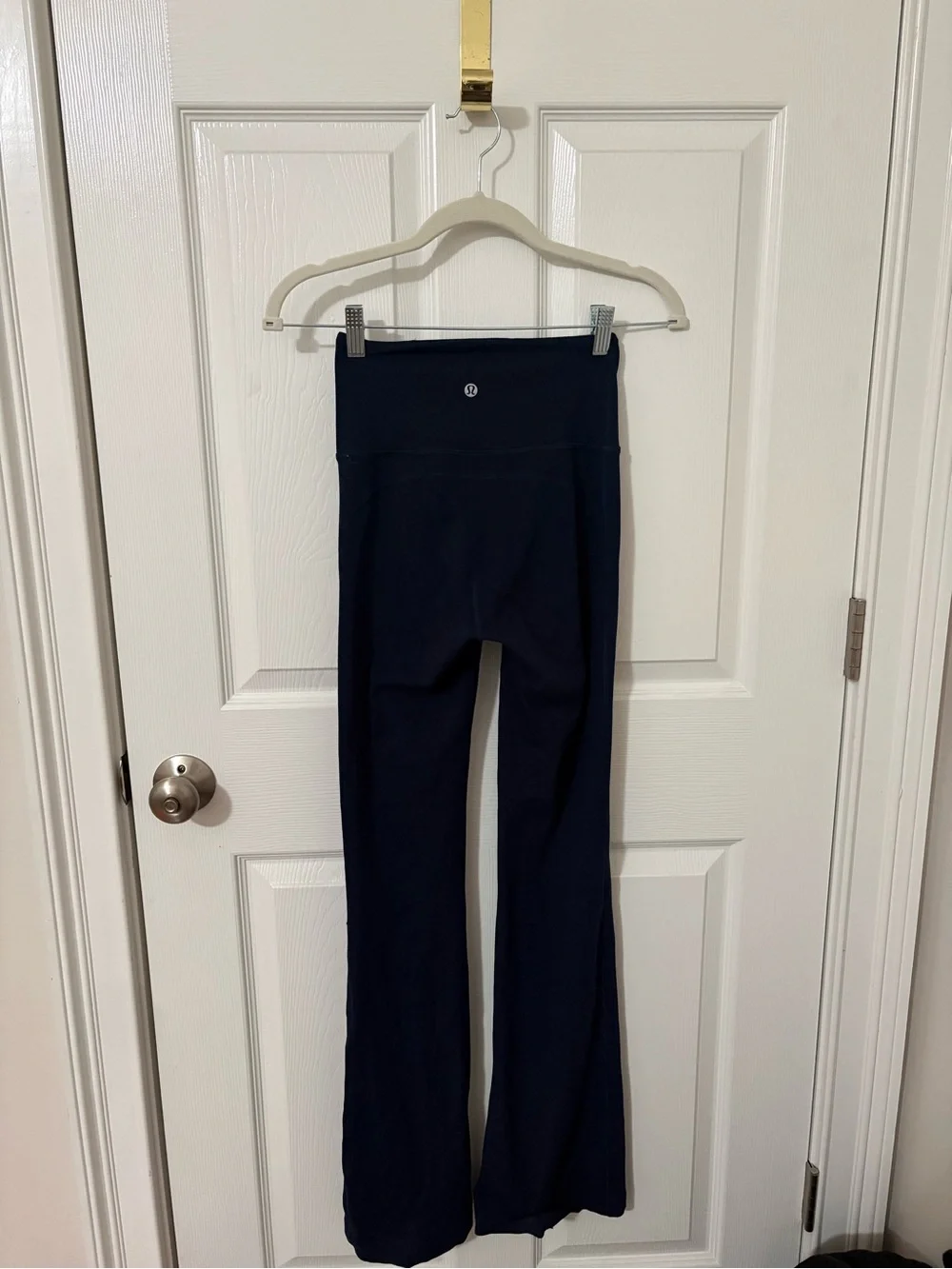 lululemon athletica Dark Navy Active Leggings Worn a couple times